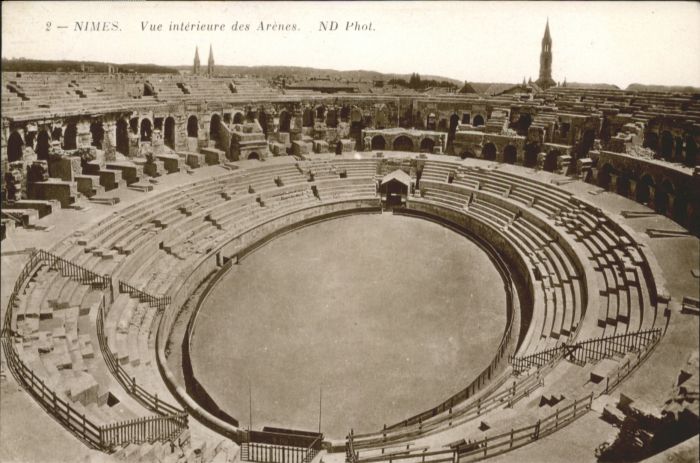 Nimes Arenes