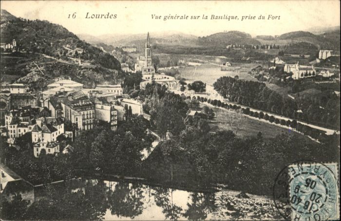 Lourdes Hautes Pyrenees Lourdes Fort Basilique