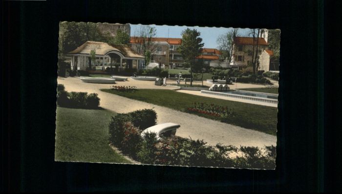 Colombes Square Oiseaux