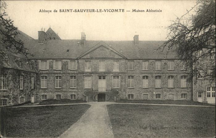 Saint-Sauveur-le-Vicomte Maison Abbatiale Abbaye