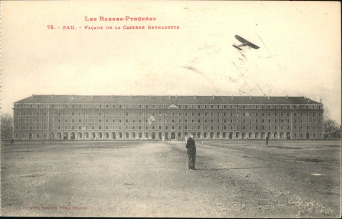 Pau 64 Pau Caserne Bernadotte Flugzeug