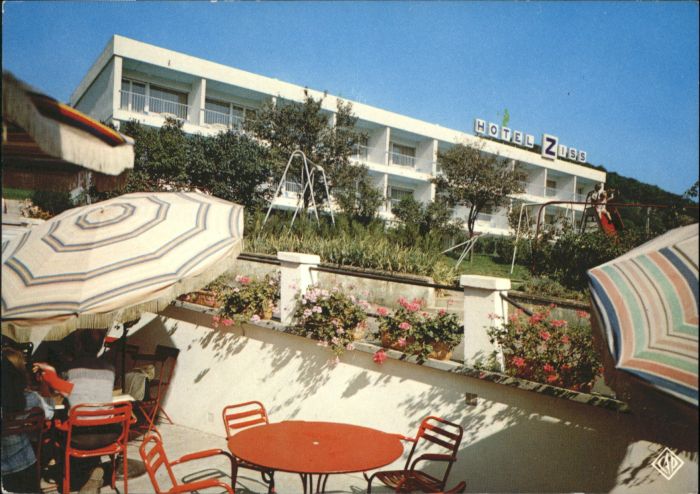 Hyevre-Paroisse Hotel Ziss