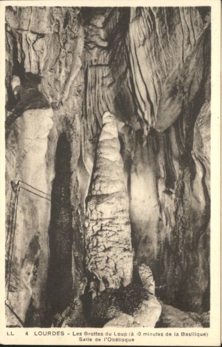 Lourdes Hautes Pyrenees Lourdes Höhle Grotte Salle Obelisque