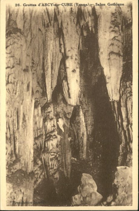 Arcy-sur-Cure Yonne Höhle Grotte Salon Gothique