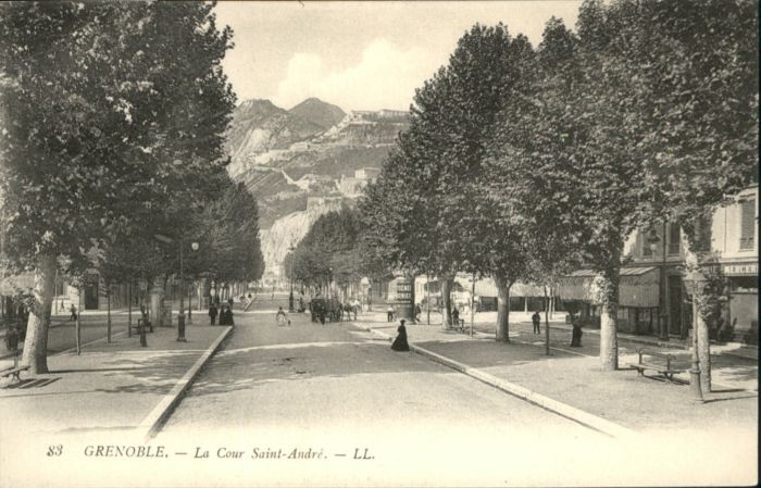 Grenoble Cour Saint-Andre