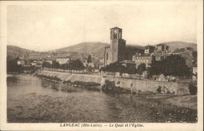 Langeac Quai Eglise