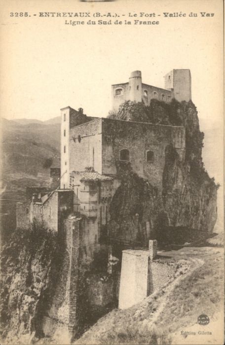 Entrevaux Fort Vallee Var