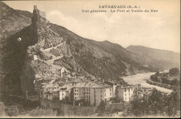 Entrevaux Fort Vallee Var