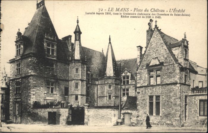 Le Mans Sarthe Le Mans Place Chateau Eveche