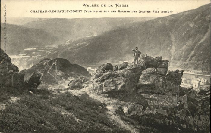 Bogny-sur-Meuse Chateau Regnault Roches Quatre Fils Aym