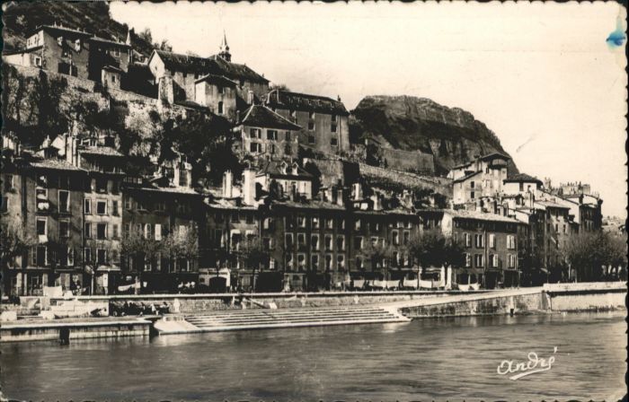 Grenoble Quai Perriere