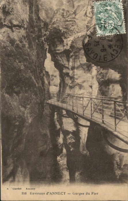 Annecy Haute-Savoie Annecy Höhle Grotte Gorges Fier