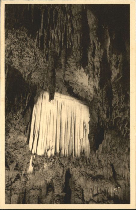 Hoehlen Caves Grottes Grotte Demoiselles Höhle Grotte