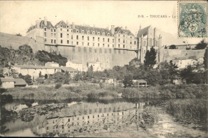 Thouars  Deux-Sevres Thouars Chateau