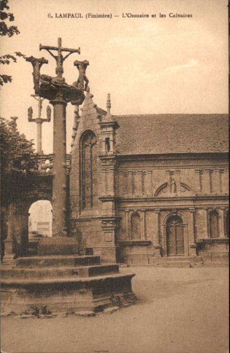 Lampaul Ossnaire Calvaires