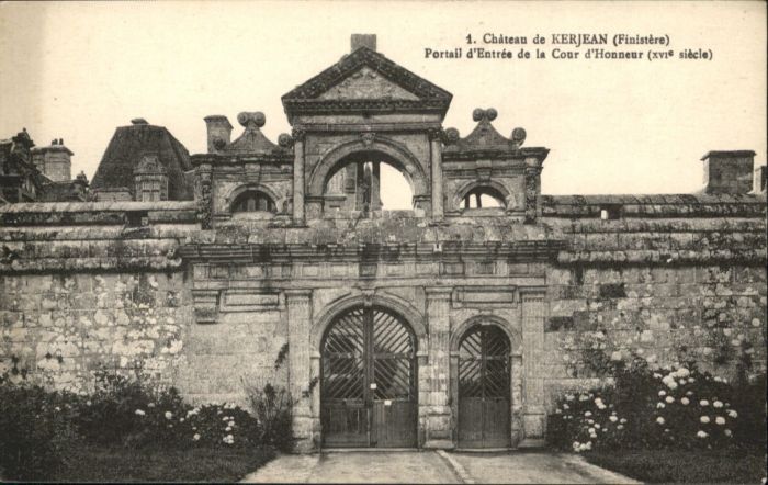 Chateau Kerjean Portail Cour Honneur