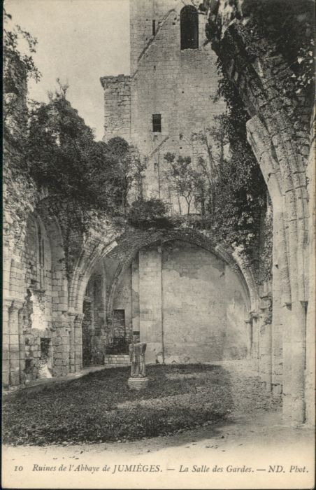 Jumieges Ruines Abbaye Salle Gardes