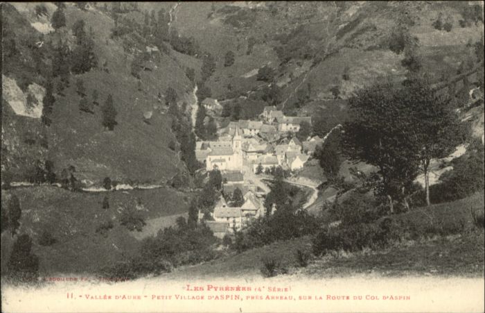Arreau Vallee Aure Petit Village d_Aspin Route