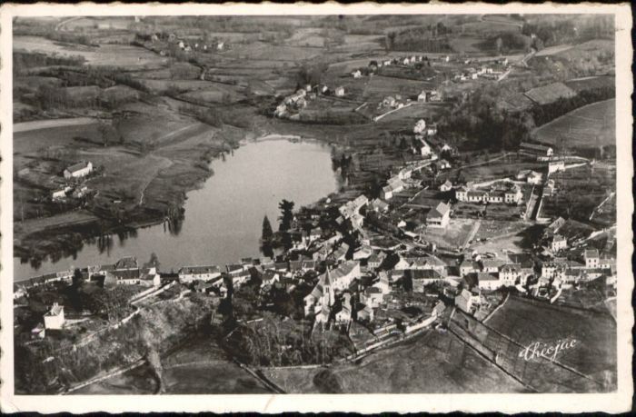 Peyrat-le-Chateau Fliegeraufnahme