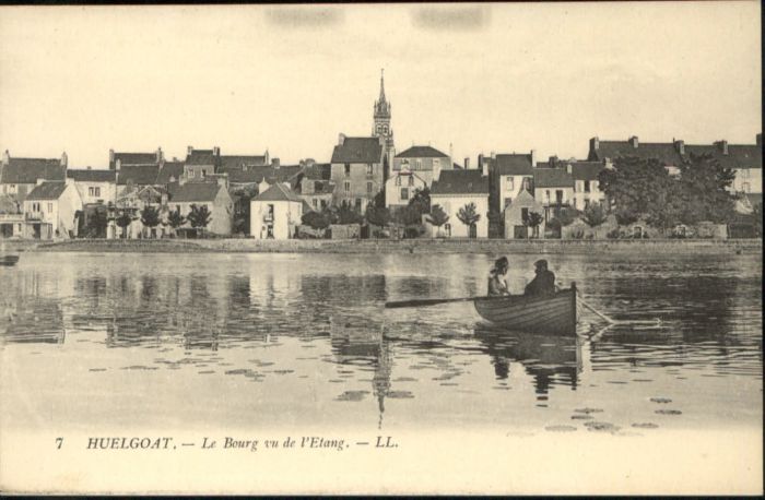 Huelgoat Bourg Etang