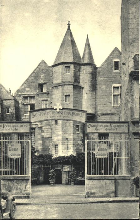 Tours Indre-et-Loire Tours Hotel Place Chateau Neuf