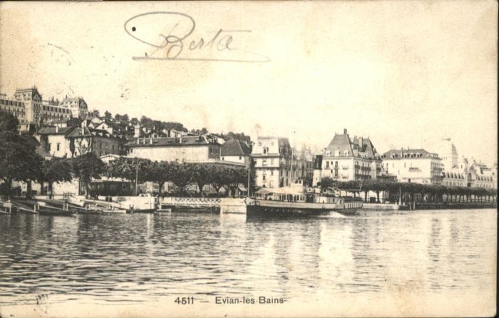 Evian-les-Bains Haute Savoie Evian-Les-Bains Schiff