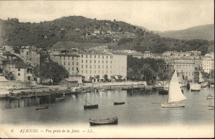 Ajaccio Schiff