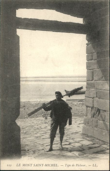 Mont-Saint-Michel Le Type de Pecheur