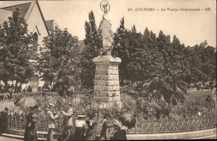 Lourdes Hautes Pyrenees Lourdes La Vierge Couronnee