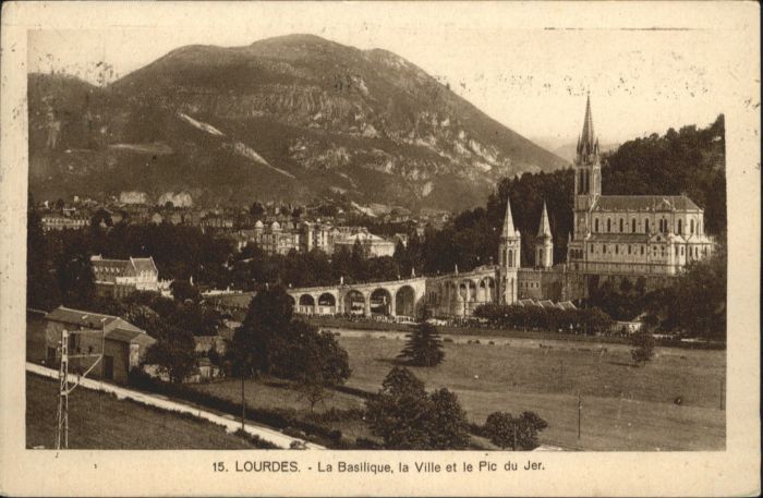 Lourdes Hautes Pyrenees Lourdes Basilika