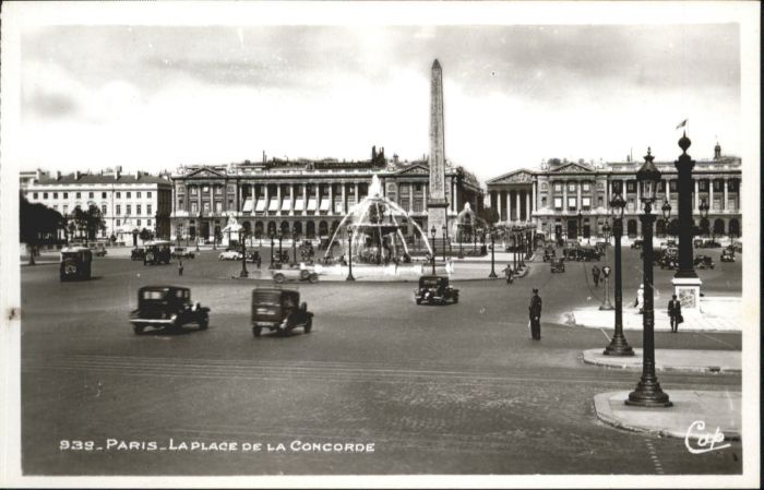 Paris Le Place de la Concorde