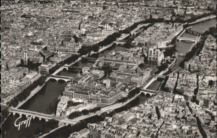 Paris Fliegeraufnahme