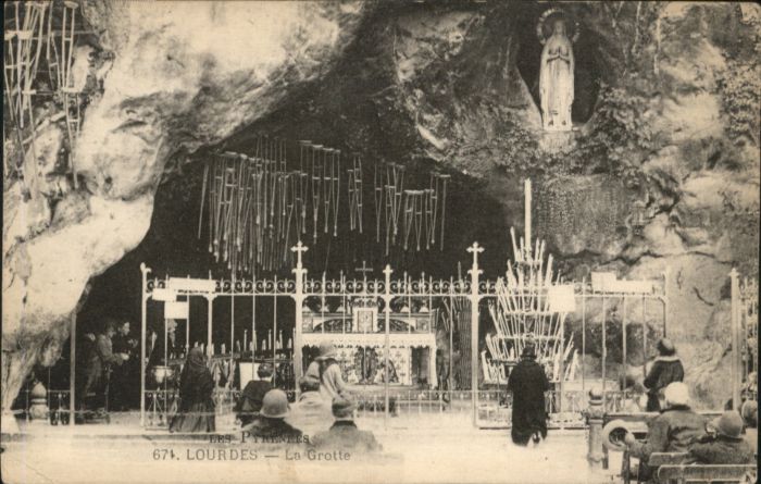 Lourdes Hautes Pyrenees Lourdes La Grotte