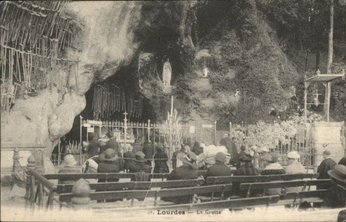 Lourdes Hautes Pyrenees Lourdes La Grotte