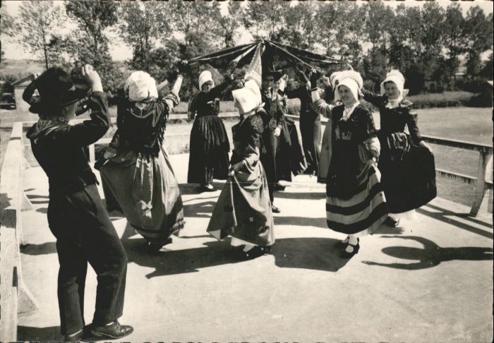 Aurillac La Bourree Groupe Folklorique de Haute-