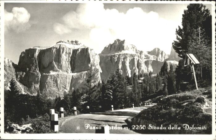 Pordoipass Dolomitenstrasse