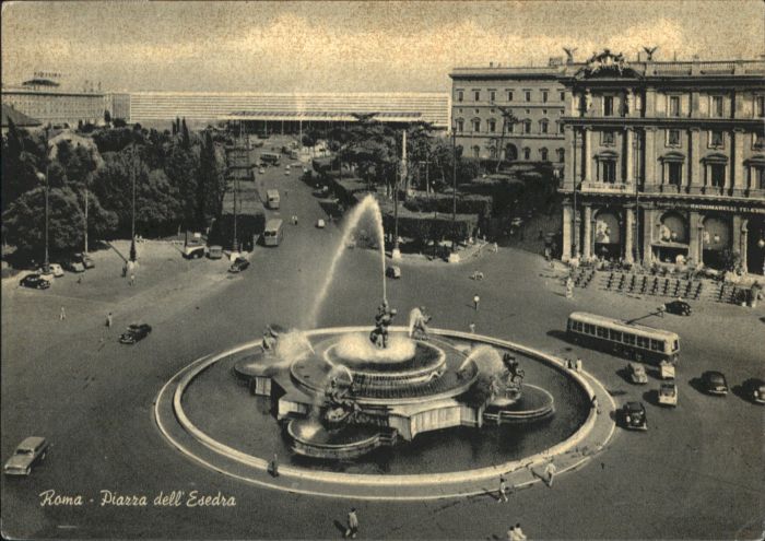 Rom Roma Roma Esedra Platz Piazza Esedra Brunnen Bus