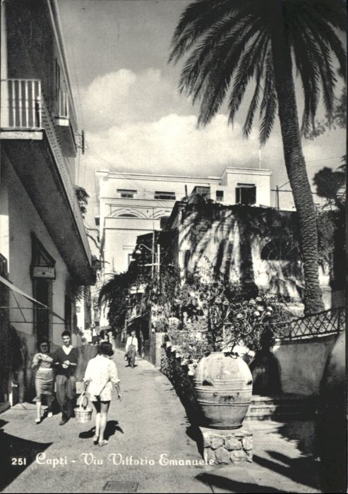 Capri Via Vittorio Emanuele
