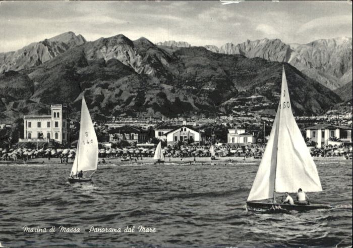 Marina di Massa Boot