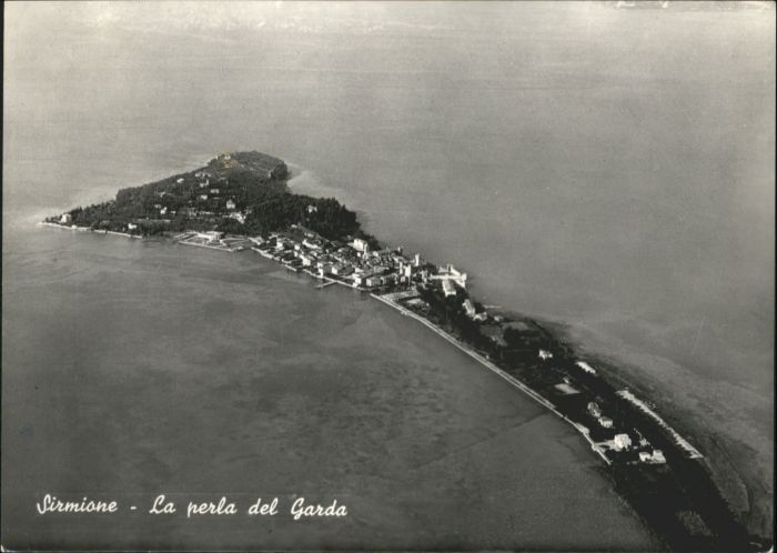 Sirmione Lago di Garda Sirmione Fliegeraufnahme Garda