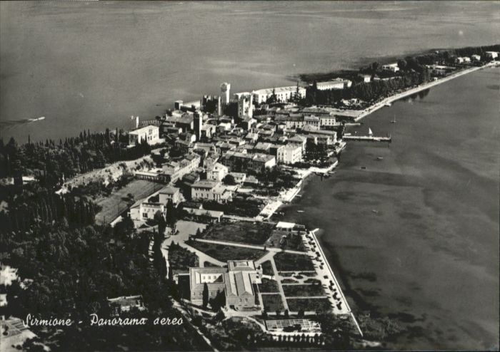Sirmione Lago di Garda Sirmione Fliegeraufnahme