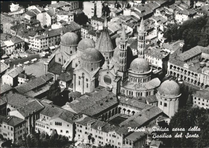 Padova Veduta aerea Basilica del Santo