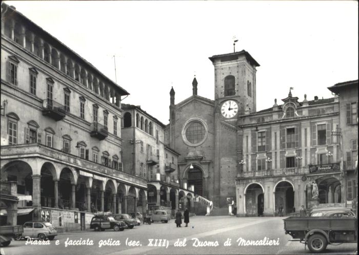 Moncalieri Facciata Gotica Duomo Moncalieri