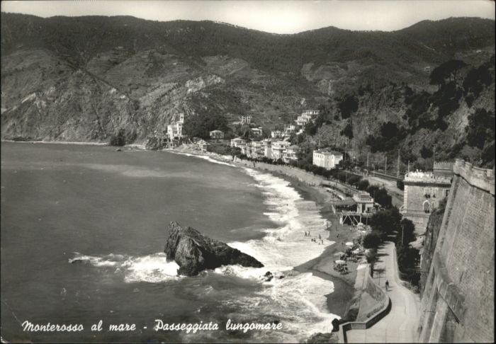 Monterosso Passeggiata Lungomare