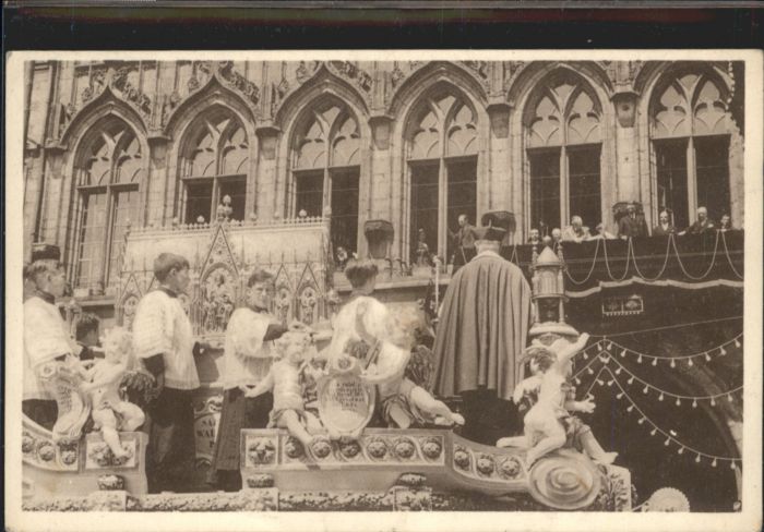 Mons Hainaut Mons Prince Baudouin Ministranten Bisch