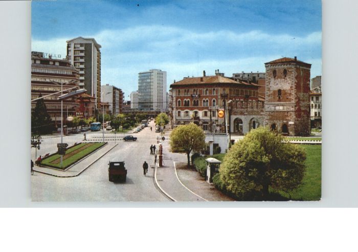 Udine Piazzale G. d Annunzio Platz