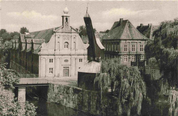 LueNEBURG CITY Kaufhaus mit Kran