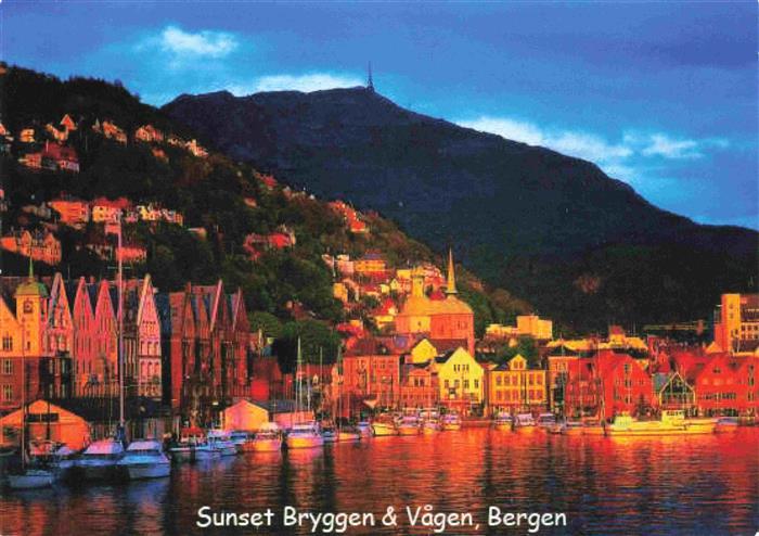 Bergen  Norge Sunset Bryggen met Vagen