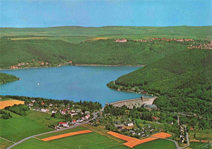 Edersee Edertal Hessen Fliegeraufnahme mit Schloss und Stadt Waldeck