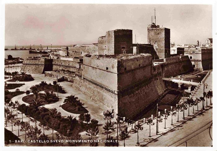 BARI Puglia IT Castello Svevo Monumento Nazionale
